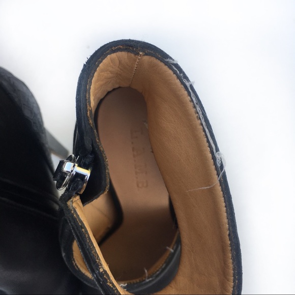 ❤️SOLD❤️L.A.M.B Black Leather Stiletto Heels 5’ - Picture 6 of 8